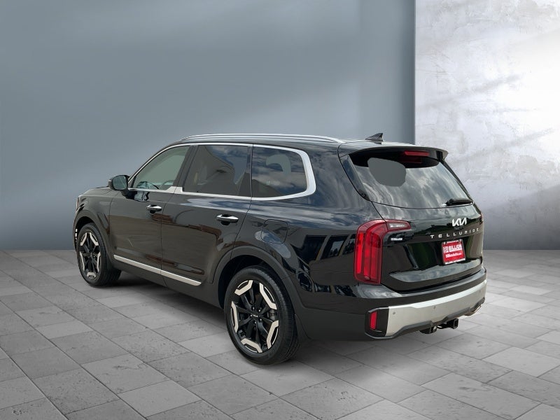 2024 Kia Telluride — interior view