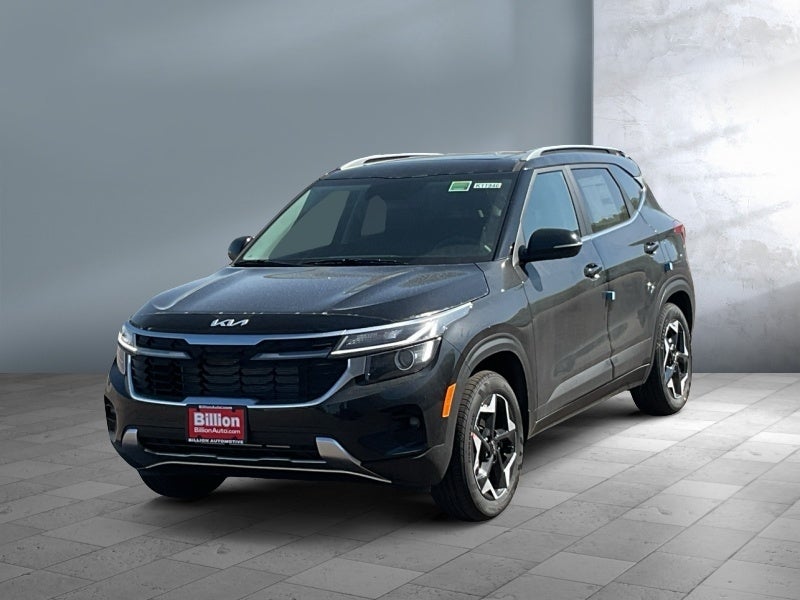 2025 Kia Seltos EX in Fusion Black — front three-quarter view