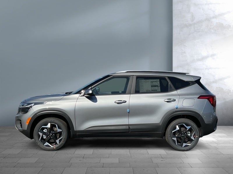 2026 Kia Seltos — rear three-quarter view